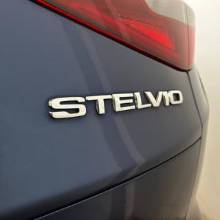 ALFA ROMEO Stelvio usata, con Sensore di pioggia
