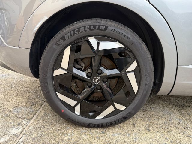 OPEL Grandland usata, con Bluetooth