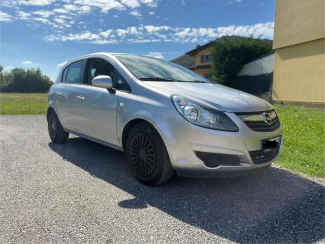 OPEL Corsa usata, con Airbag