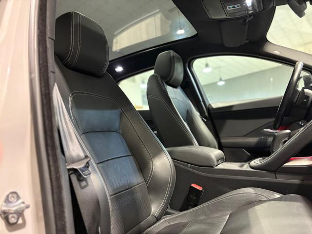 JAGUAR E-Pace usata, con Volante multifunzione