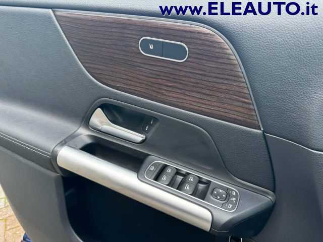 MERCEDES-BENZ GLA 250 usata, con Leve al volante