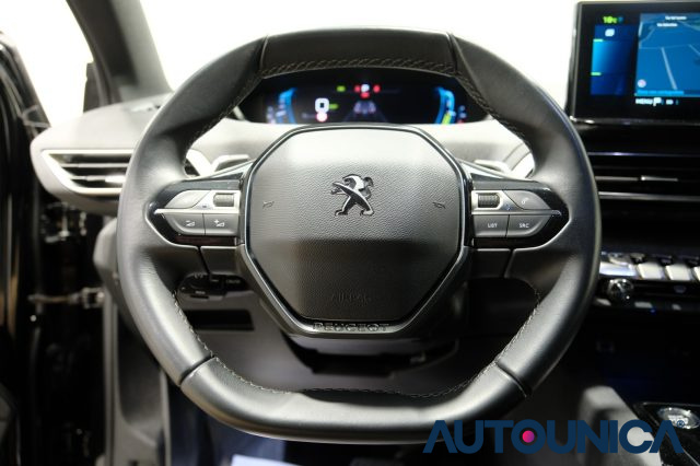 PEUGEOT 3008 usata, con Boardcomputer