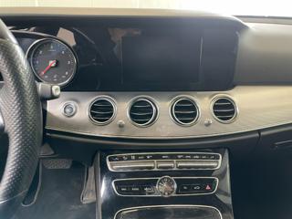 MERCEDES-BENZ E 220 usata, con Regolazione elettrica sedili