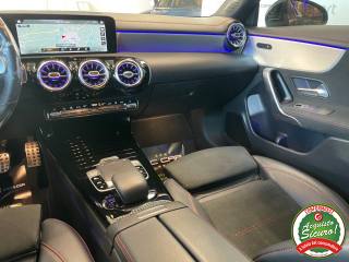MERCEDES-BENZ CLA 200 usata, con Park Distance Control