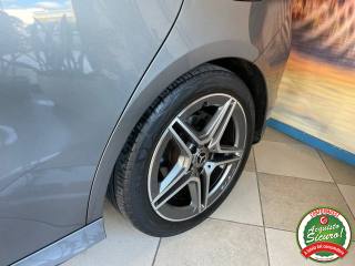 MERCEDES-BENZ B 180 usata, con Fari LED