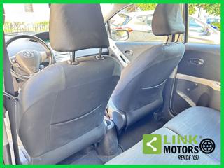 TOYOTA Yaris usata 30