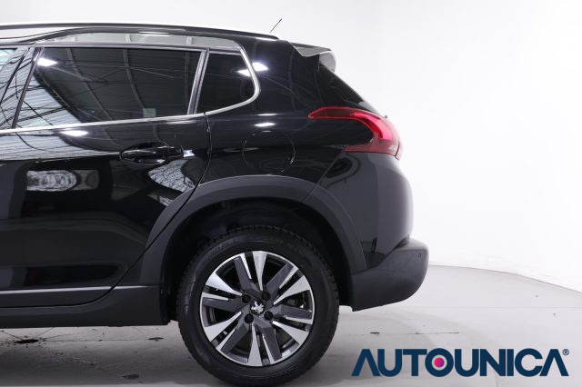 PEUGEOT 2008 usata, con Sensore di luce