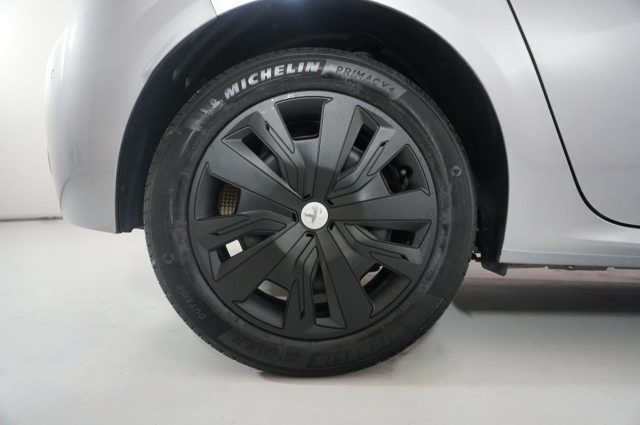PEUGEOT 208 usata, con Autoradio