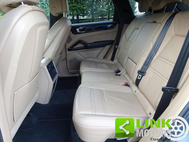 PORSCHE Cayenne usata, con Cerchi in lega