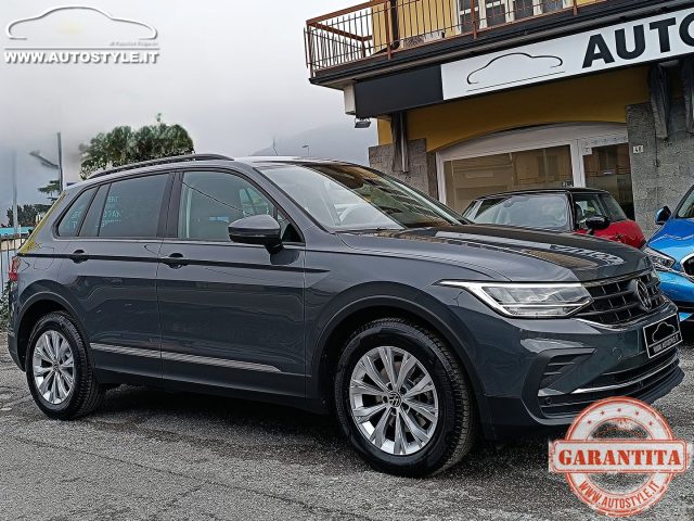 VOLKSWAGEN Tiguan usata, con Park Distance Control
