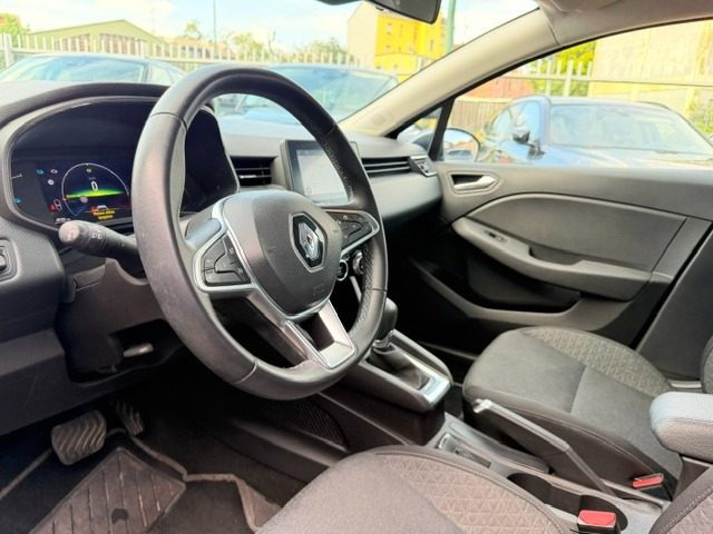 RENAULT Clio usata, con Controllo trazione