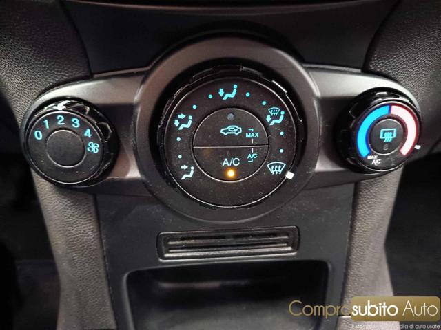 FORD Fiesta usata, con Servosterzo