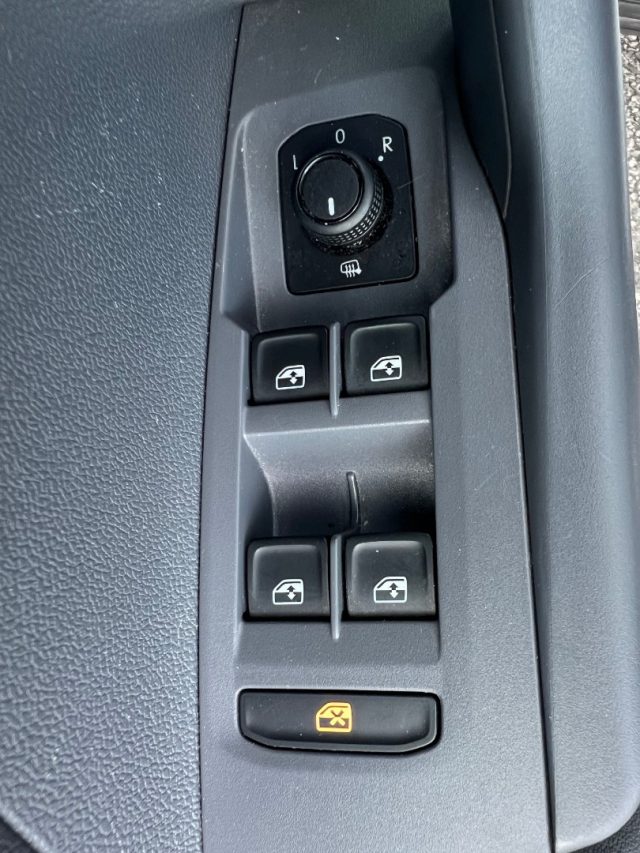 VOLKSWAGEN T-Cross usata, con Controllo vocale