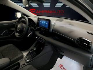 TOYOTA Yaris usata 15