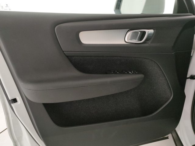VOLVO XC40 usata, con Climatizzatore