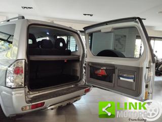 MITSUBISHI Pajero usata 25
