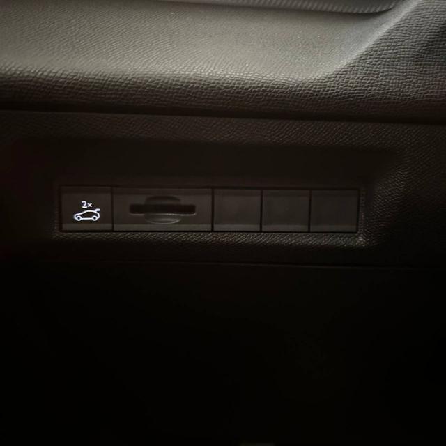 PEUGEOT 308 usata, con Chiusura centralizzata telecomandata