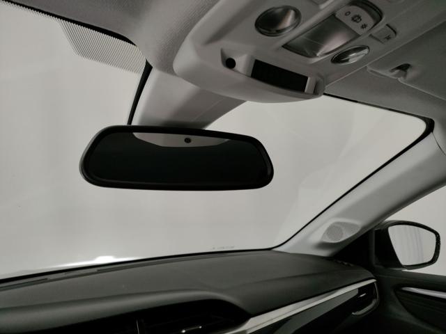 OPEL Corsa usata, con ESP
