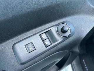 PEUGEOT Partner usata, con Sistema di navigazione