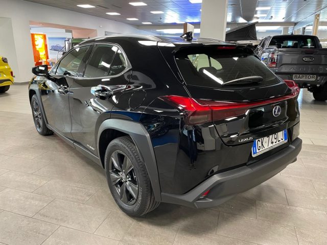 LEXUS UX 250h usata, con Cruise Control