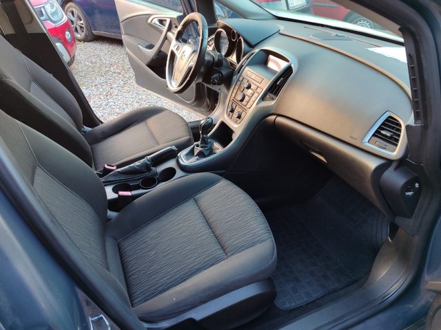 OPEL Astra usata, con Servosterzo