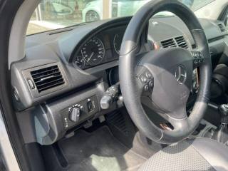 MERCEDES-BENZ A 180 usata, con Climatizzatore