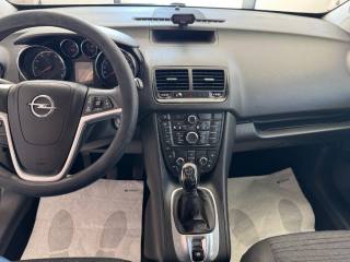 OPEL Meriva usata, con USB