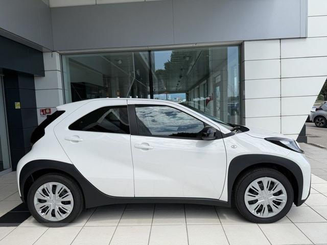 TOYOTA Aygo X usata 1