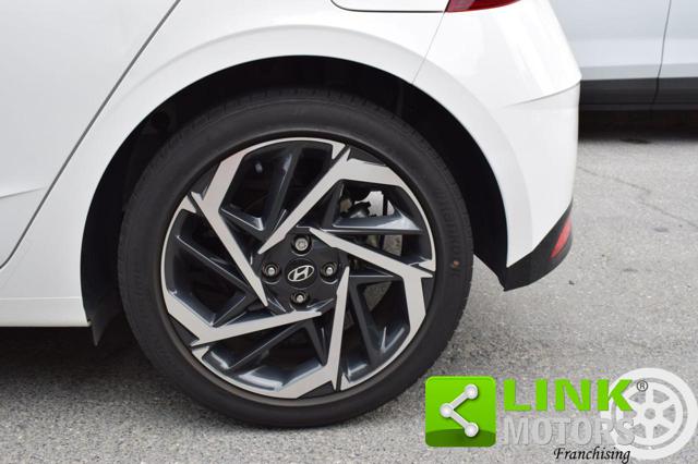 HYUNDAI i20 usata, con Specchietti laterali elettrici