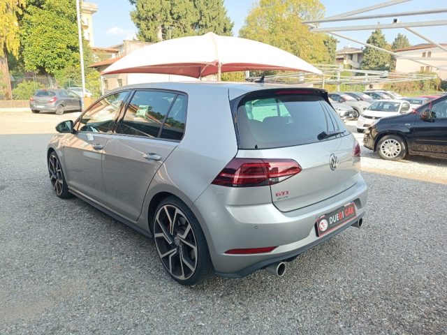 VOLKSWAGEN Golf GTI usata, con Autoradio