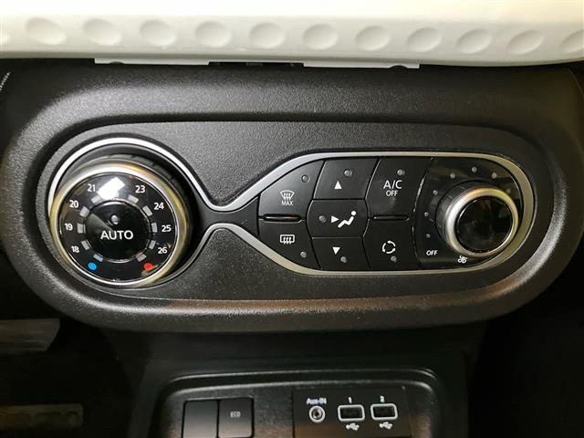 RENAULT Twingo usata, con Fari LED