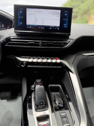 PEUGEOT 3008 usata, con Volante in pelle