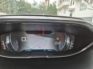 PEUGEOT 3008 usata, con Touch screen