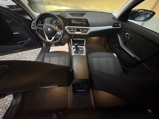 BMW 318 usata, con Controllo automatico clima