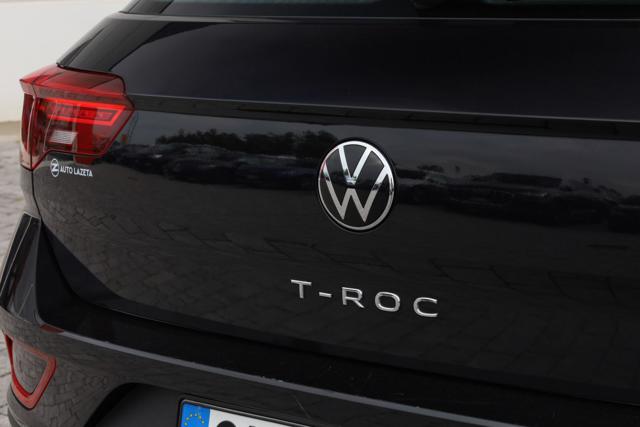VOLKSWAGEN T-Roc usata, con Leve al volante
