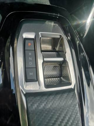 PEUGEOT 2008 usata, con Touch screen