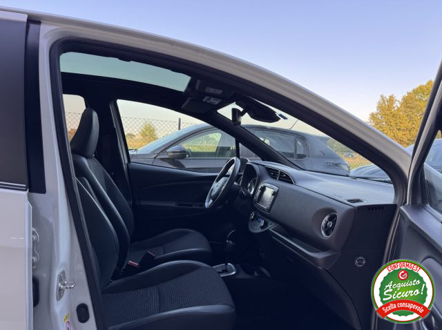 TOYOTA Yaris usata, con Cruise Control