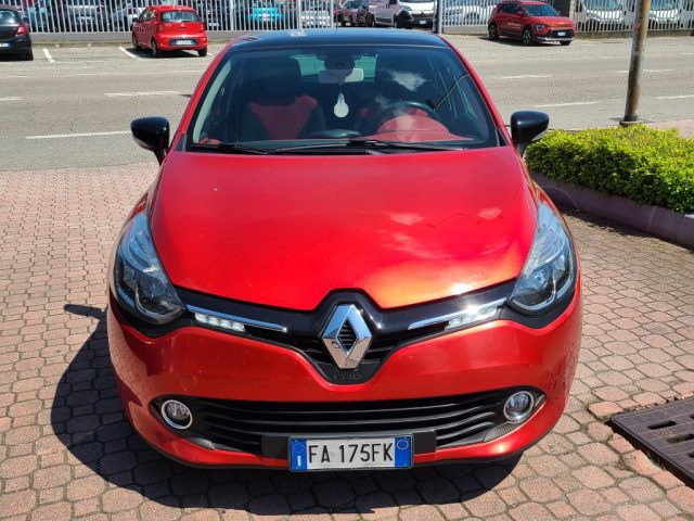 RENAULT Clio usata, con Sensori di parcheggio posteriori