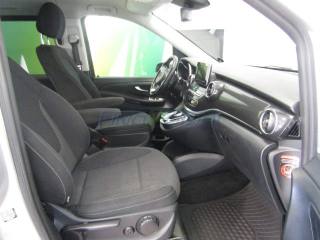 MERCEDES-BENZ V 200 usata, con Controllo automatico clima