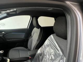 RENAULT Captur usata, con Hill holder