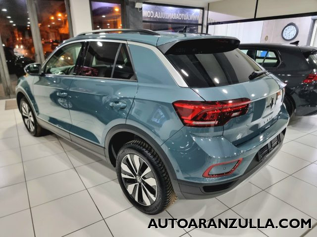 VOLKSWAGEN T-Roc usata, con Autoradio