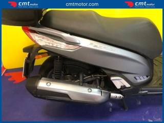 KYMCO People 300 usata 8