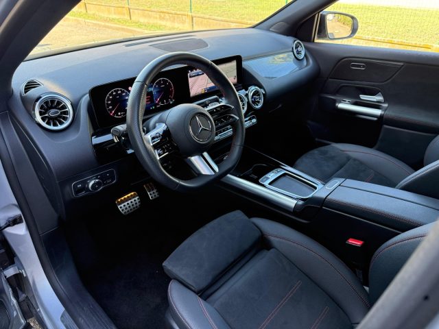 MERCEDES-BENZ GLA 200 usata, con Chiusura centralizzata