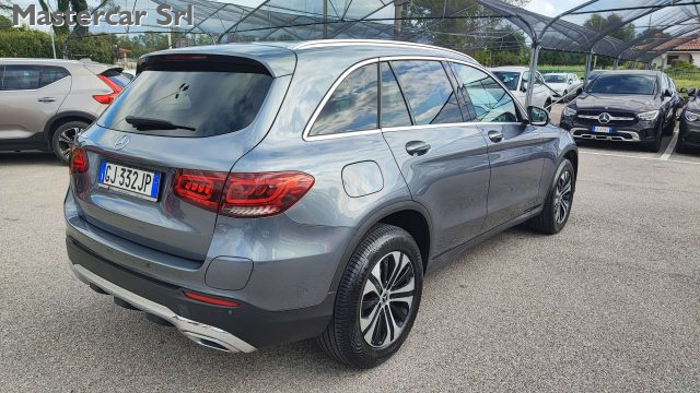 MERCEDES-BENZ GLC 300 usata, con Boardcomputer