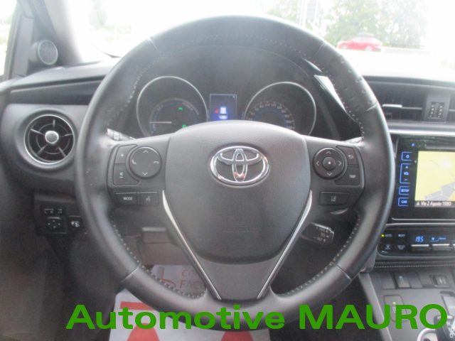 TOYOTA Auris usata, con Bluetooth