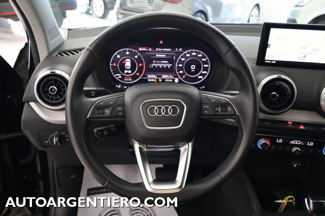 AUDI Q2 usata, con Park Distance Control