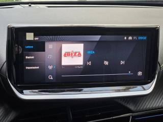 PEUGEOT 2008 usata, con Sistema di navigazione