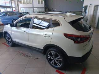 NISSAN Qashqai usata, con Autoradio