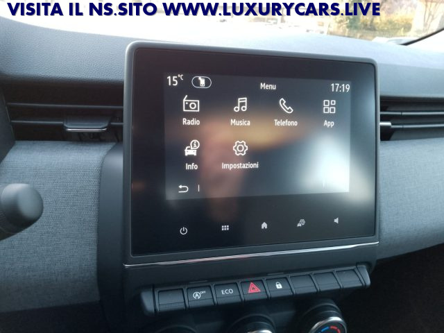 RENAULT Clio usata, con Touch screen