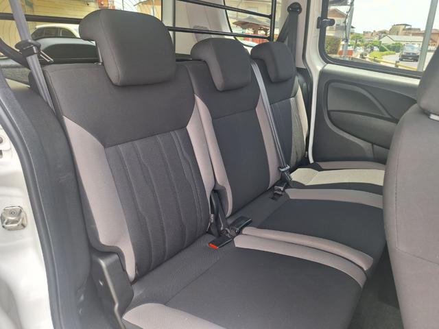 FIAT Doblo usata, con Specchietti laterali elettrici